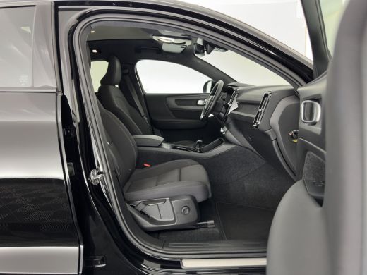 Volvo  C40 Recharge Core 69 kWh [3-Fase-11kW] {SoH-93%} (INCL.BTW) Aut. *PANO | DIGI-COCKPIT | FULL-LED | CA... ActivLease financial lease