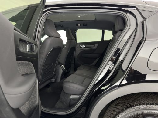 Volvo  C40 Recharge Core 69 kWh [3-Fase-11kW] {SoH-93%} (INCL.BTW) Aut. *PANO | DIGI-COCKPIT | FULL-LED | CA... ActivLease financial lease