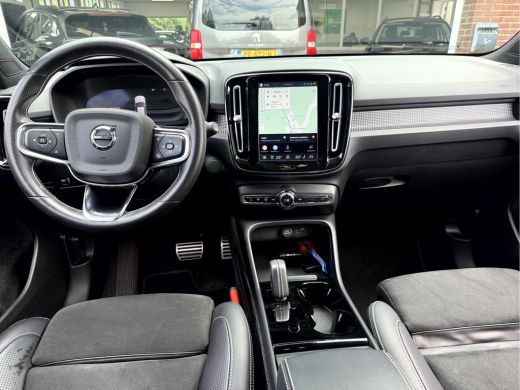 Volvo  XC40 Recharge P8 AWD R-Design SOH 92.6%, Trekhaak, Stoel/Stuurverwarming, Camera ActivLease financial lease