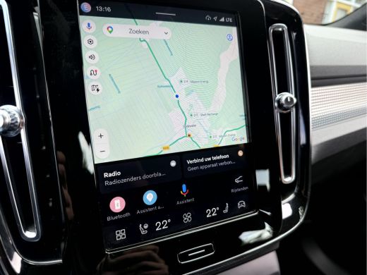 Volvo  XC40 Recharge P8 AWD R-Design SOH 92.6%, Trekhaak, Stoel/Stuurverwarming, Camera ActivLease financial lease