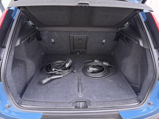 Volvo  XC40 Ultimate Recharge Pure 360 CAMERA | PANORAMADAK | ELEKTRISCHE TREKHAAK | STOEL- & STUURVERWARMING... ActivLease financial lease