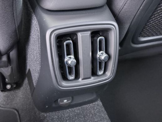 Volvo  XC40 Ultimate Recharge Pure 360 CAMERA | PANORAMADAK | ELEKTRISCHE TREKHAAK | STOEL- & STUURVERWARMING... ActivLease financial lease