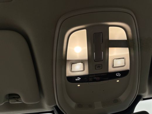 Volvo  XC60 T6 Plus Dark | 19" Allseason | Adaptieve Cruise | Panoramadak | Elektr. verst. Stoelen | Keykess ... ActivLease financial lease