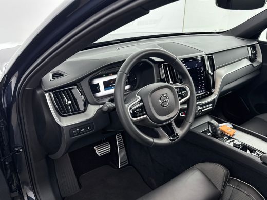 Volvo  XC60 T6 Recharge Plus Dark | 21" | Panoramadak | Elektr. verst. Stoelen | Adaptieve Cruise | BLIS | St... ActivLease financial lease