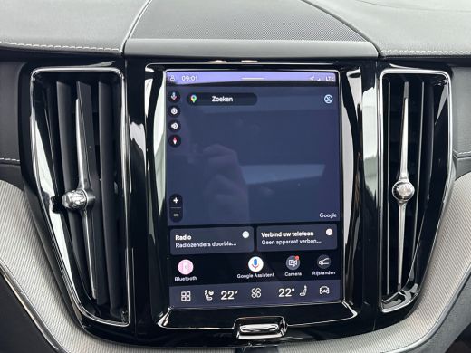 Volvo  XC60 T6 Recharge Plus Dark | 21" | Panoramadak | Elektr. verst. Stoelen | Adaptieve Cruise | BLIS | St... ActivLease financial lease
