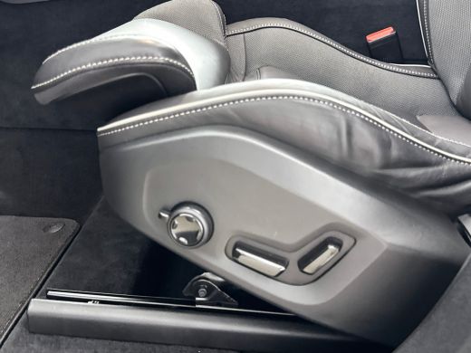 Volvo  XC60 T6 Recharge Plus Dark | 21" | Panoramadak | Elektr. verst. Stoelen | Adaptieve Cruise | BLIS | St... ActivLease financial lease