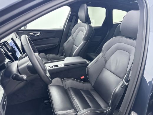 Volvo  XC60 T6 Recharge Plus Dark | 21" | Trekhaak | Harman Kardon | 360 Camera | Elektr. verst. Sportstoelen... ActivLease financial lease