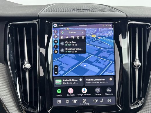 Volvo  XC60 T6 Recharge Plus Dark | 21" | Trekhaak | Harman Kardon | 360 Camera | Elektr. verst. Sportstoelen... ActivLease financial lease