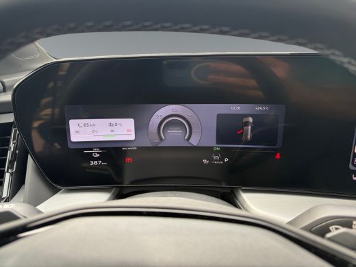 Audi Q4 e-tron S edition performance 82 kWh 286pk | 21" velgen | Panoramadak | Optiek zwart ActivLease financial lease