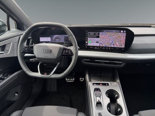 Audi Q4 e-tron S edition performance 82 kWh 286pk | 21" velgen | Panoramadak | Optiek zwart ActivLease financial lease