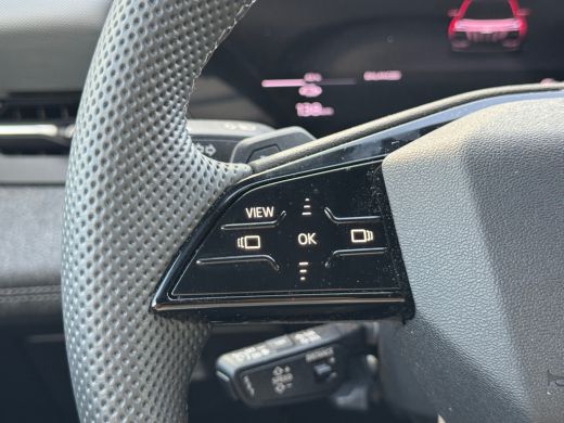 Audi Q6 e-tron Advanced performance 100 kWh 306pk S-line interieur | MMI-bijrijdersscherm | Stoelverwarming voor... ActivLease financial lease