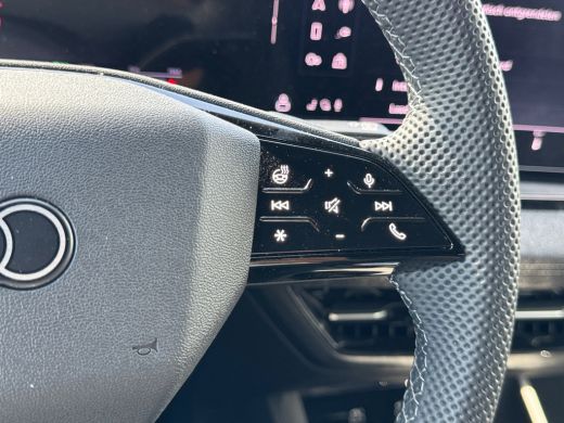 Audi Q6 e-tron Advanced performance 100 kWh 306pk S-line interieur | MMI-bijrijdersscherm | Stoelverwarming voor... ActivLease financial lease
