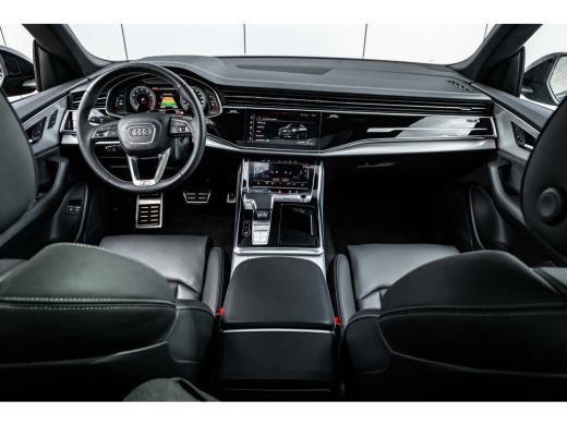Audi Q8 55 TFSI e quattro Pro Line S 394PK | Trekhaak | Panorama Dak | 360 Camera | Sfeerverlichting | St... ActivLease financial lease