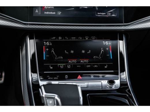Audi Q8 55 TFSI e quattro Pro Line S 394PK | Trekhaak | Panorama Dak | 360 Camera | Sfeerverlichting | St... ActivLease financial lease