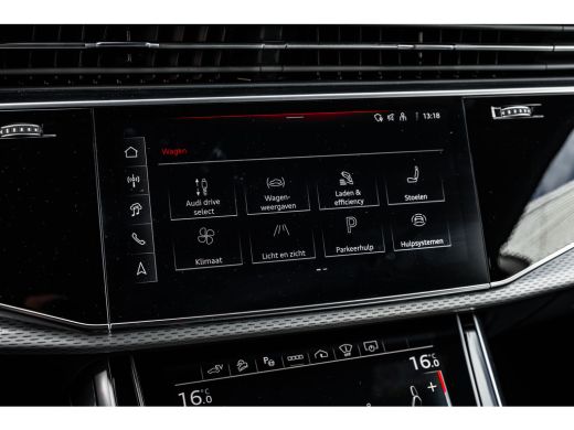 Audi Q8 55 TFSI e quattro Pro Line S 394PK | Trekhaak | Panorama Dak | 360 Camera | Sfeerverlichting | St... ActivLease financial lease