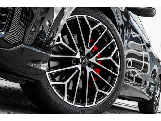 Audi Q8 55 TFSI e quattro Pro Line S 394PK | Trekhaak | Panorama Dak | 360 Camera | Sfeerverlichting | St... ActivLease financial lease