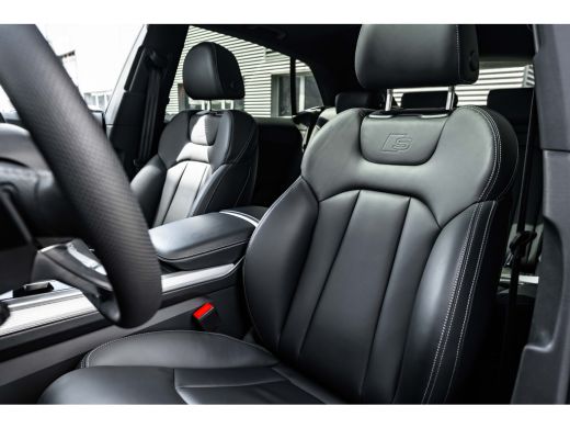Audi Q8 55 TFSI e quattro Pro Line S 394PK | Trekhaak | Panorama Dak | 360 Camera | Sfeerverlichting | St... ActivLease financial lease