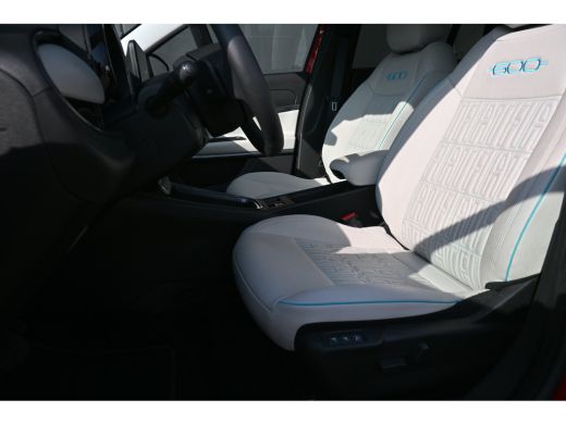 Fiat 600 1.2 Hybrid La Prima 110pk | Vol-Leder | Adaptive Cruise | Masssage | Stoelverwarming | Elektr. Ac... ActivLease financial lease