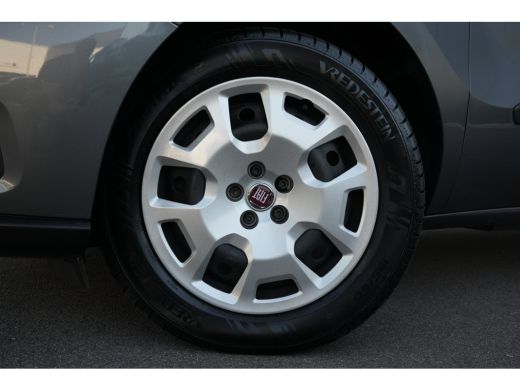 Fiat Dobl&ograve; Cargo 1.6 104pk MJ L2H1 Maxi | Koelwagen | Schuifdeur Rechts | Spraakassistent | ActivLease financial lease