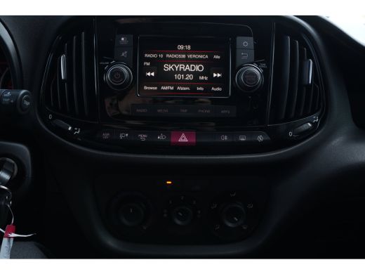 Fiat Dobl&ograve; Cargo 1.6 104pk MJ L2H1 Maxi | Koelwagen | Schuifdeur Rechts | Spraakassistent | ActivLease financial lease