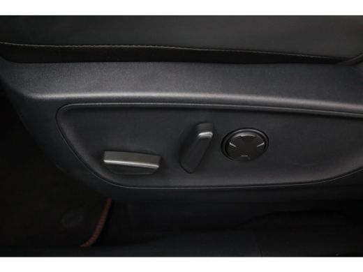 Ford Kuga 2.5 PHEV ST-Line X | Winterpack | Matrix LED | Elek. AGR Stoelen | 360 Camera | Head-Up | B&O Aud... ActivLease financial lease