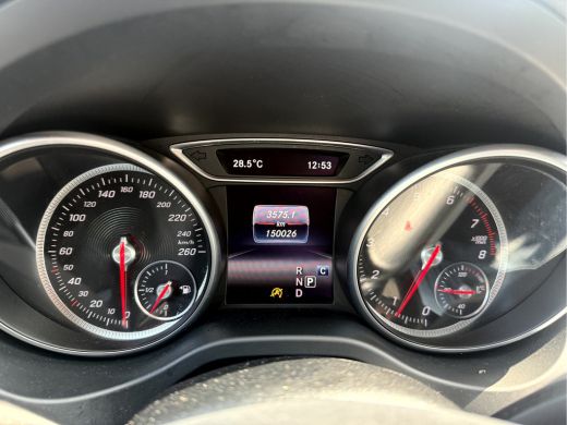 Mercedes-Benz CLA Shooting Brake 180 Business Solution 18''Lmv, Camera, Led, Trekhaak ActivLease financial lease