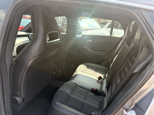 Mercedes-Benz CLA Shooting Brake 180 Business Solution 18''Lmv, Camera, Led, Trekhaak ActivLease financial lease