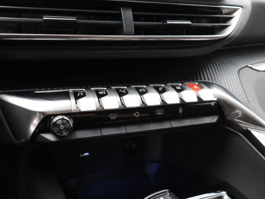 Peugeot 3008 1.2 PureTech Blue Lease Premium | Achteruitrijcamera | Cruise Control | Climate Control | Apple C... ActivLease financial lease