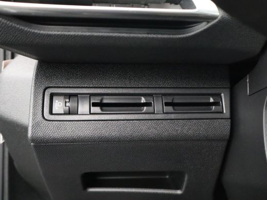 Peugeot 3008 1.2 PureTech Blue Lease Premium | Achteruitrijcamera | Cruise Control | Climate Control | Apple C... ActivLease financial lease