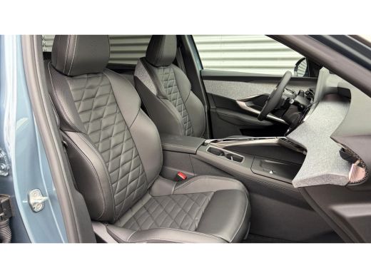 Peugeot 5008 GT Exclusive | Adaptieve cruise control met Stop&Go functie | LED 3D-achterlichten | Pack Safety ... ActivLease financial lease
