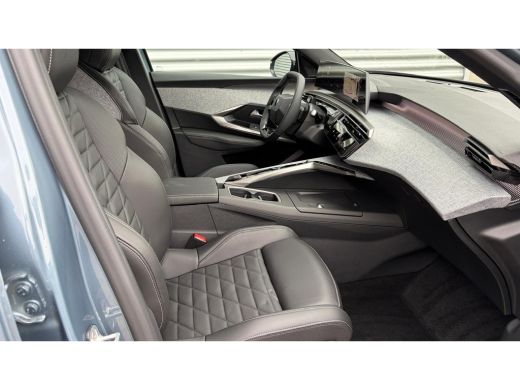 Peugeot 5008 GT Exclusive | Adaptieve cruise control met Stop&Go functie | LED 3D-achterlichten | Pack Safety ... ActivLease financial lease