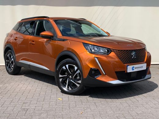 Peugeot e-2008 EV Allure Pack 50 kWh Airco | AppleCarPlay/ Android Auto | Camera | Cruise Control | DAB | LED | ... ActivLease financial lease