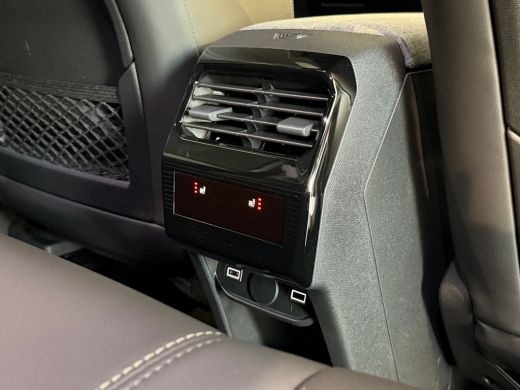 Peugeot e-3008 GT Avantage 210 73 kWh | VOORRAAD ACTIE | 8 JAAR GARANTIE | | Adapt. Cruise | Alcantara | 360 Cam... ActivLease financial lease