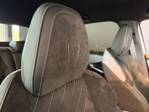 Peugeot e-3008 GT Avantage 210 73 kWh | VOORRAAD ACTIE | 8 JAAR GARANTIE | | Adapt. Cruise | Alcantara | 360 Cam... ActivLease financial lease