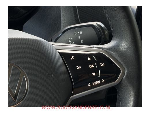 Volkswagen ID. Buzz Cargo Cargo 77kWh 96%SOH ! 3-ZITS // ADAP.CRUISE // 19-INCH // CAMERA // CARPLAY ActivLease financial lease