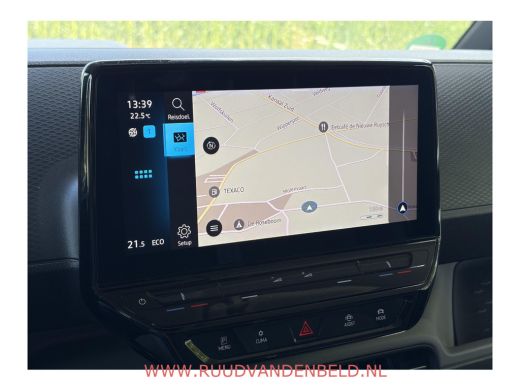 Volkswagen ID. Buzz Cargo Cargo 77kWh 96%SOH ! 3-ZITS // ADAP.CRUISE // 19-INCH // CAMERA // CARPLAY ActivLease financial lease