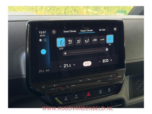 Volkswagen ID. Buzz Cargo Cargo 77kWh 96%SOH ! 3-ZITS // ADAP.CRUISE // 19-INCH // CAMERA // CARPLAY ActivLease financial lease