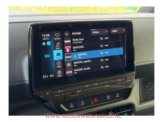 Volkswagen ID. Buzz Cargo Cargo 77kWh 96%SOH ! 3-ZITS // ADAP.CRUISE // 19-INCH // CAMERA // CARPLAY ActivLease financial lease