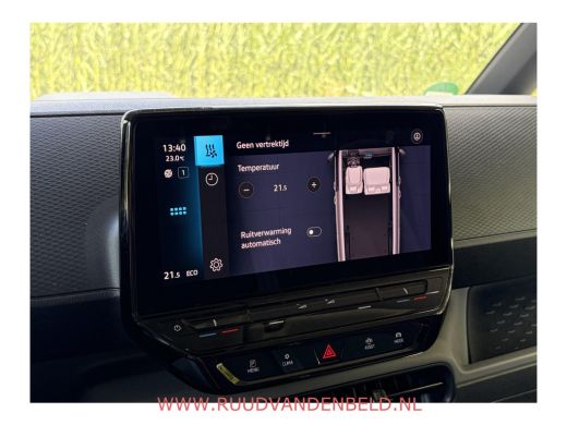 Volkswagen ID. Buzz Cargo Cargo 77kWh 96%SOH ! 3-ZITS // ADAP.CRUISE // 19-INCH // CAMERA // CARPLAY ActivLease financial lease