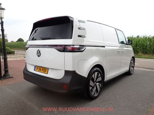 Volkswagen ID. Buzz Cargo Cargo 77kWh 96%SOH ! 3-ZITS // ADAP.CRUISE // 19-INCH // CAMERA // CARPLAY ActivLease financial lease