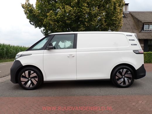 Volkswagen ID. Buzz Cargo Cargo 77kWh 96%SOH ! 3-ZITS // ADAP.CRUISE // 19-INCH // CAMERA // CARPLAY ActivLease financial lease