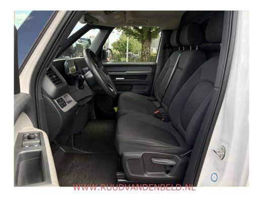 Volkswagen ID. Buzz Cargo Cargo 77kWh 96%SOH ! 3-ZITS // ADAP.CRUISE // 19-INCH // CAMERA // CARPLAY ActivLease financial lease