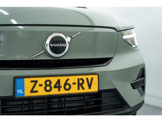 Volvo  C40 Extended Range Plus 82 kWh | Trekhaak | Privacy glas | All season | Climate Pack ActivLease financial lease