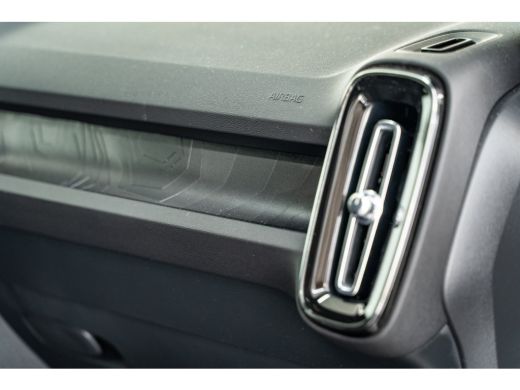 Volvo  C40 Extended Range Plus 82 kWh | Trekhaak | Privacy glas | All season | Climate Pack ActivLease financial lease