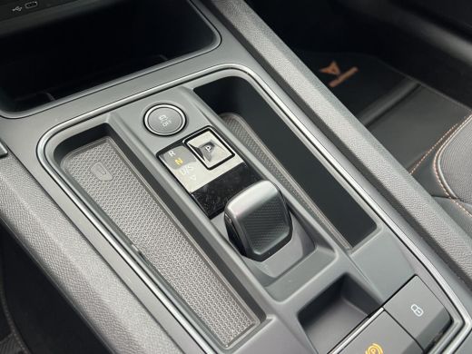 CUPRA Leon Sportstourer 1.4 e-Hybrid VZ Business 245PK | ACC | Stuurverwarming | DCC | LED | PHEV | ActivLease financial lease
