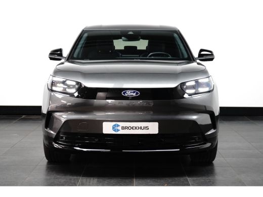 Ford Capri Premium Standard Range RWD 52 kWh | Achteruitrijcamera | Draadloze telefoonlader | LED achterlichten ActivLease financial lease