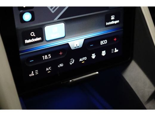 Ford Capri Premium Standard Range RWD 52 kWh | Achteruitrijcamera | Draadloze telefoonlader | LED achterlichten ActivLease financial lease