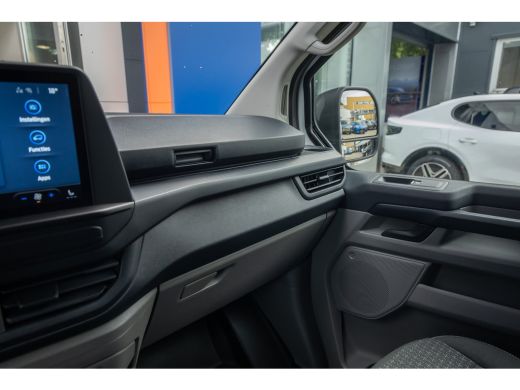 Ford E-Transit 320 L1H1 Trend 71 kWh | Achteruitrijcamera | Stoel- Stuurverwarming | Apple Carplay/Android Auto ... ActivLease financial lease