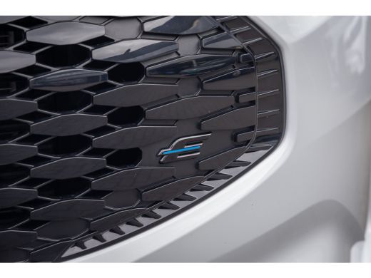 Ford E-Transit 320 L1H1 Trend 71 kWh | Achteruitrijcamera | Stoel- Stuurverwarming | Apple Carplay/Android Auto ... ActivLease financial lease