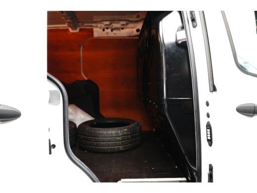 Ford Transit Courier 1.5 TDCI Trend | NAVIGATIE | CRUISE CONTROL | AIRCO | STOELVERWARMING ActivLease financial lease